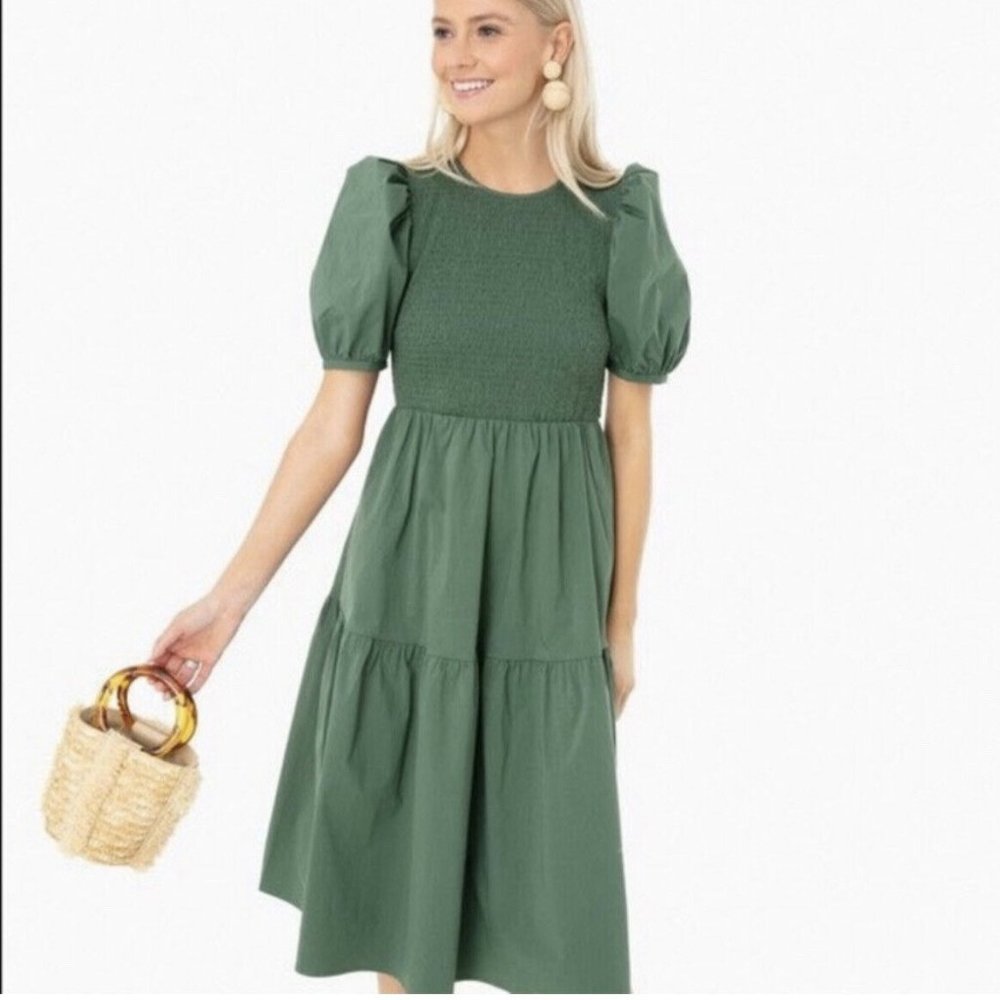 Tuckernuck Sage Green Sussex Midi Dress Tiered Smocked Pockets Sz XS Puff Sleeve